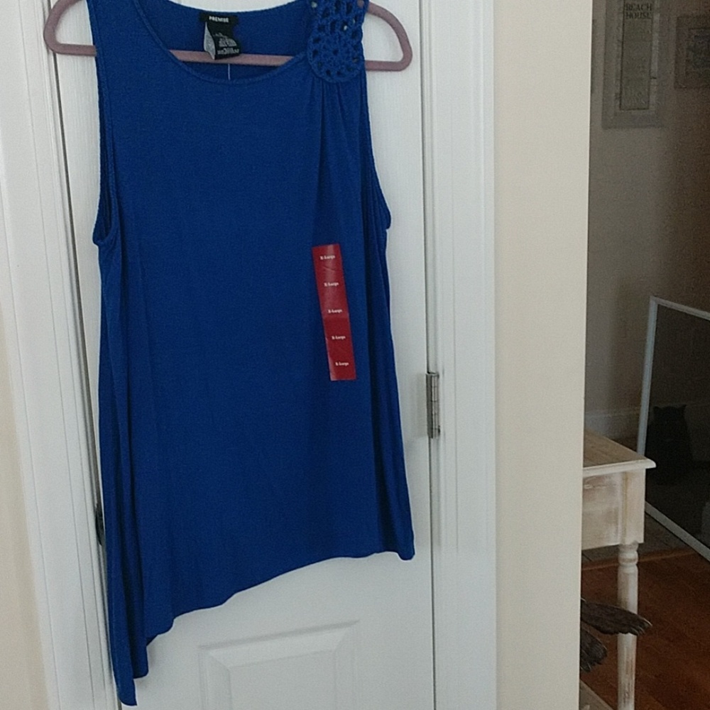 NWT Tank top